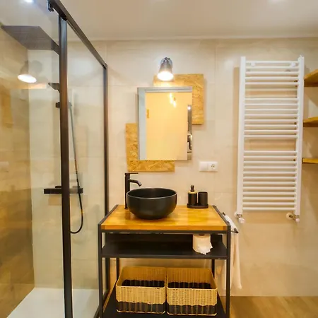 Apartastur26 Gascona Centro * オビエド