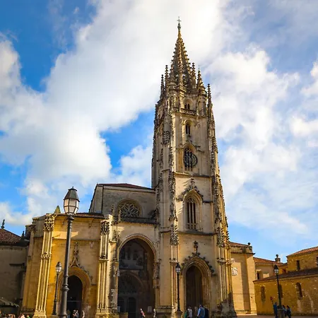 Oviedo Centro Apartastur26, En Calle Gascona 아파트