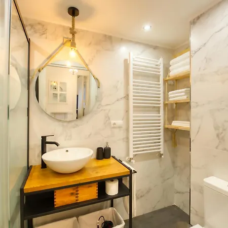 Daire Apartastur26 Gascona Centro Oviedo